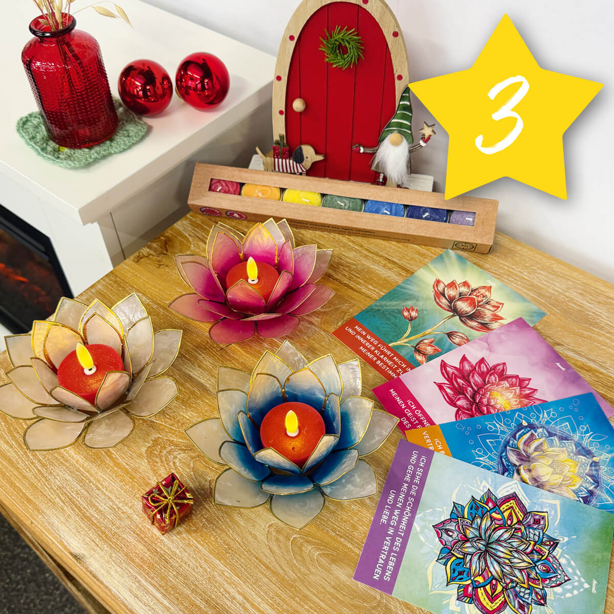 AKTION: Lotos-Teelichthalter + Duft-Teelicht-Set + 4 Postkarten